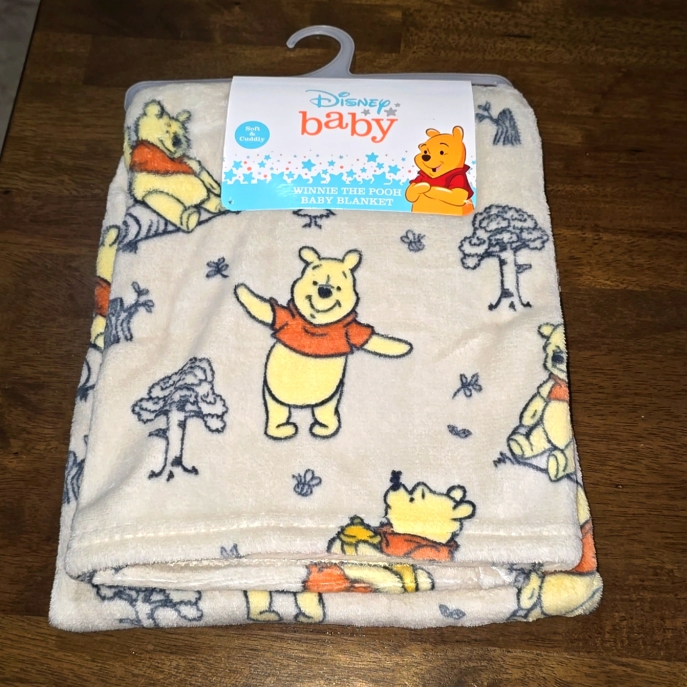 NWT Disney Baby Winnie the Pooh Baby Blanket